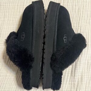 Women’s UGG Disquette Slipper size 10